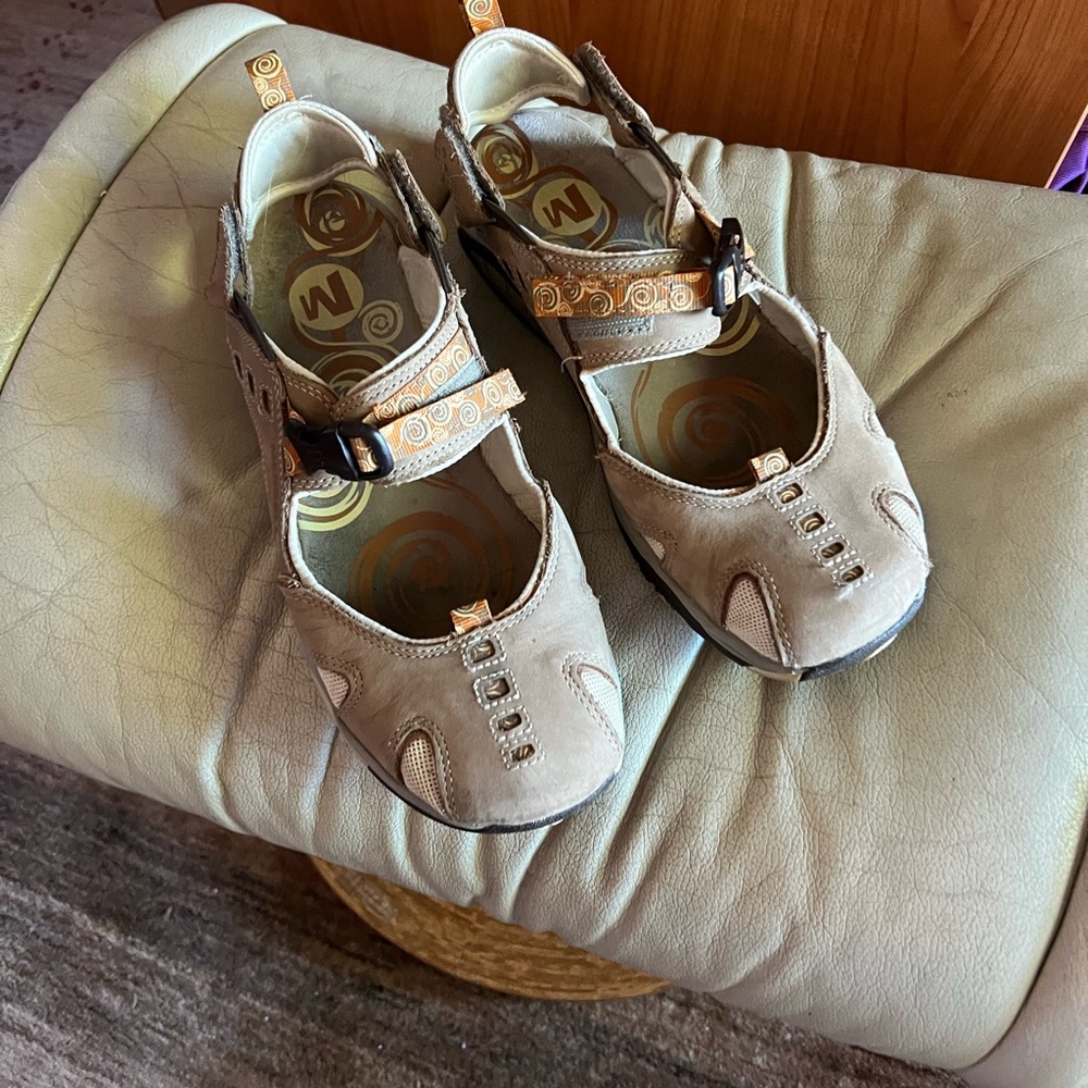 Merrell Tan Women's Sandals